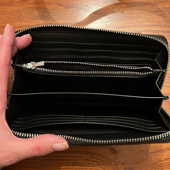 ✨NWT✨ Coach X Mint + Serf Graffiti City Tote with Matching Zip Around Wallet - Picture 7 of 8